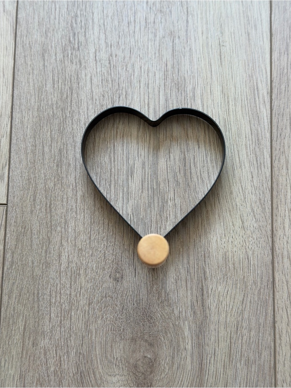 Black Heart-Shaped Baki g utensil